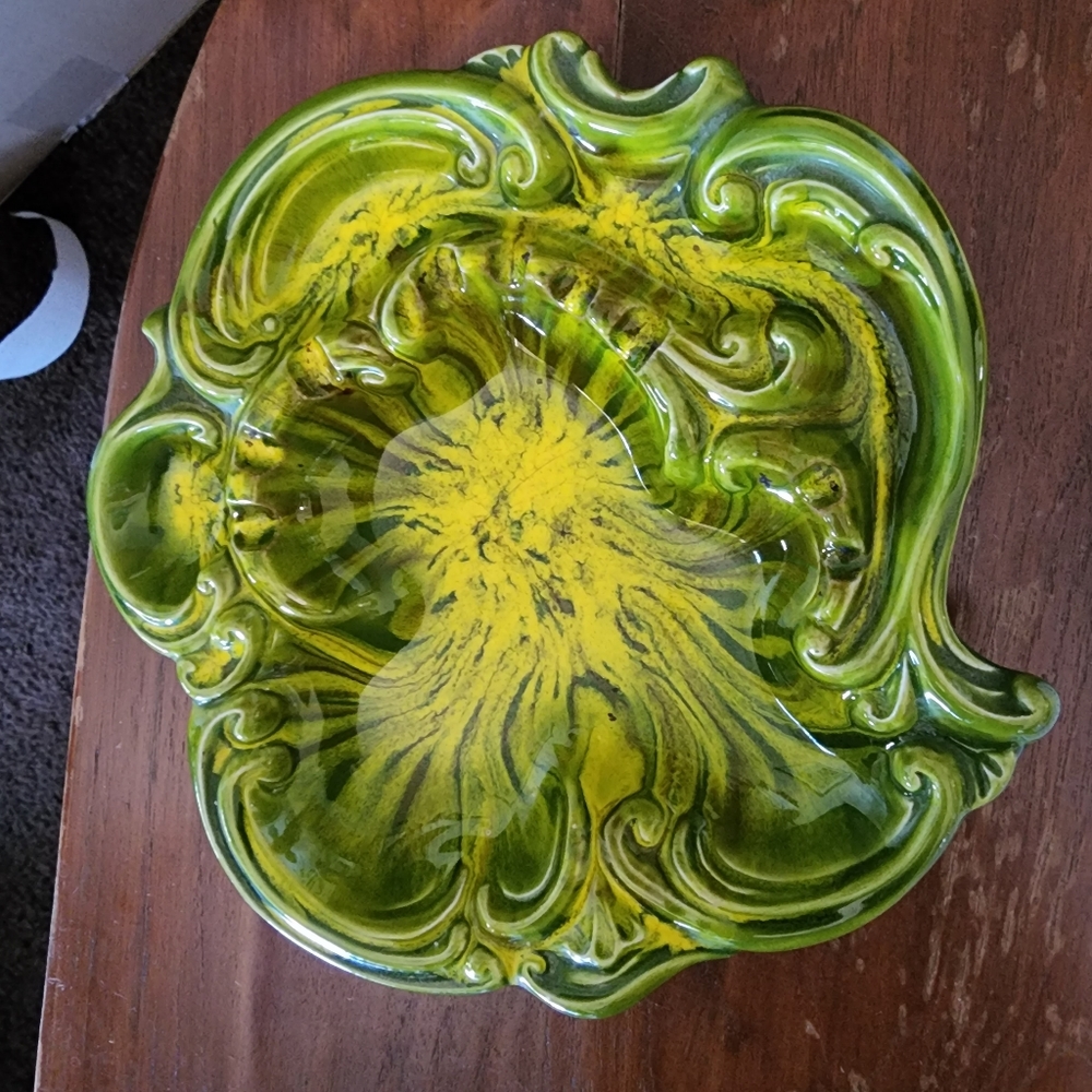 Very Vintage Calif  987 MCM Ashtray